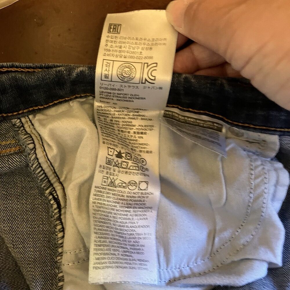 Levi's Jeans Women Size 31 (31x29) Blue Classic Boot Denim - Picture 16 of 16